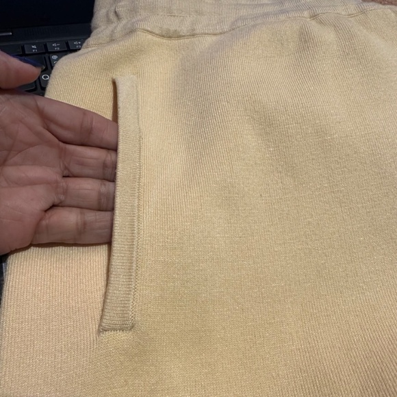 SANDRO Light Butter Yellow Texas Embroidered joggers Women's  SIZE 42  NWT - Picture 5 of 12